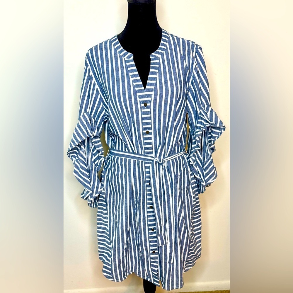 Given Kale Cotton button front 3/4 sleeve chambray shirt dress Tie waist medium